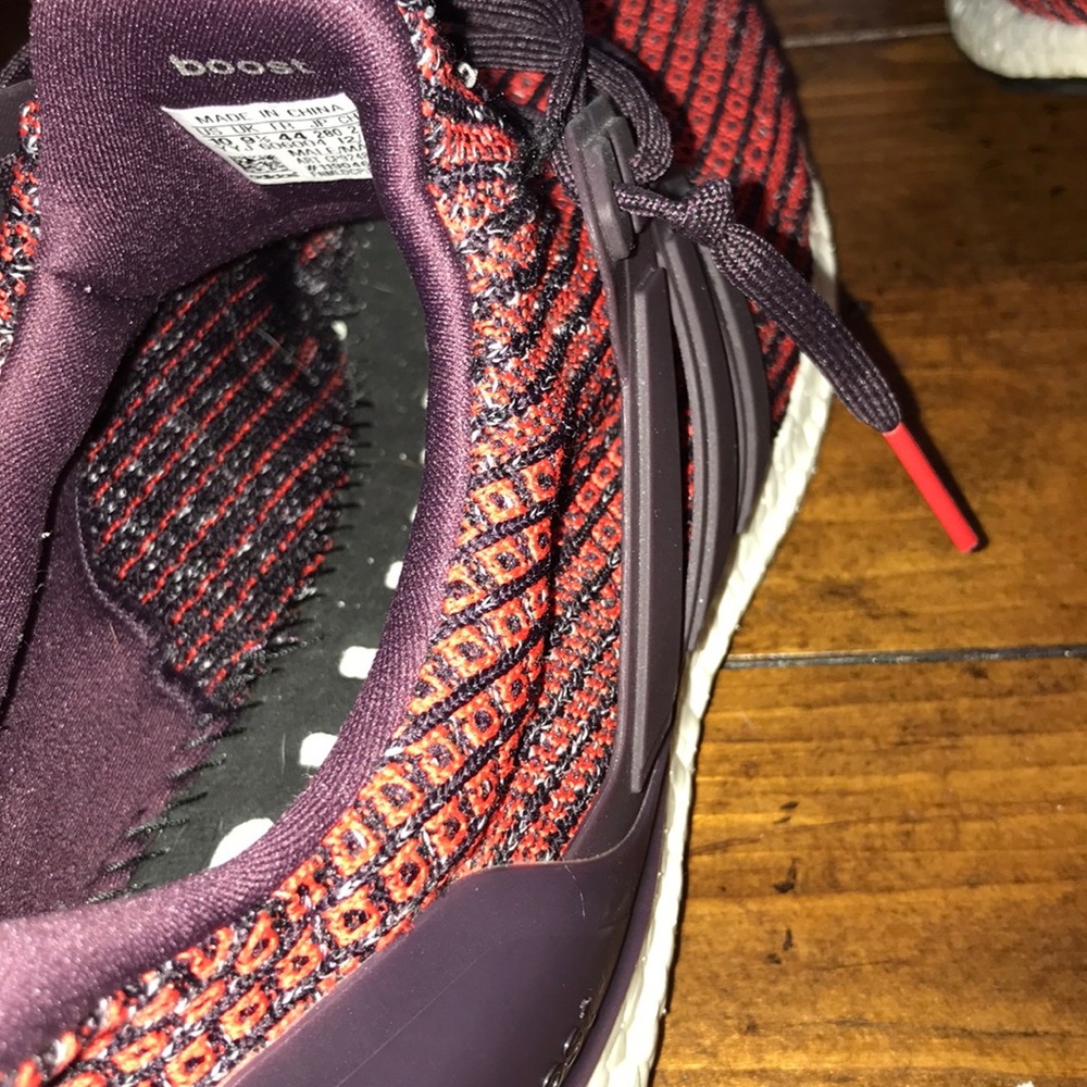 Ultraboost 4.0 “Noble Red” - Picture 3 of 8